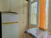 Satılır 2 otaqlı köhnə tikili 45 m², Elmlər Akademiyası m., photo 5 from 8