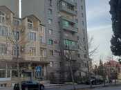 Satılır 3 otaqlı köhnə tikili 90 m², Koroğlu m., photo 1 from 8