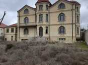 Satılır 7 otaqlı həyət evi/bağ evi 400 m², Şüvəlan q., photo 1 from 6