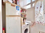 Satılır 2 otaqlı köhnə tikili 40 m², Qara Qarayev m., photo 5 from 8