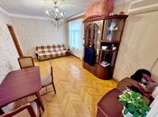 Satılır 2 otaqlı köhnə tikili 40 m², Qara Qarayev m., photo 2 from 8
