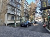 Satılır 2 otaqlı köhnə tikili 60 m², 28 May m., photo 2 from 8