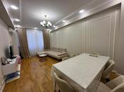 Satılır 2 otaqlı köhnə tikili 71 m², Qara Qarayev m., photo 1 from 8