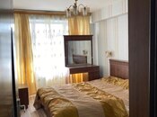 Satılır 2 otaqlı köhnə tikili 70 m², Yasamal r., photo 3 from 8