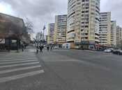 Продаётся 1-комн. вторичка 32 м², м. Элмляр Академиясы, photo 1 from 8