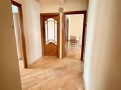 Satılır 4 otaqlı köhnə tikili 107 m², Böyükşor q., photo 1 from 8