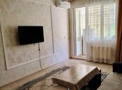 Продаётся 2-комн. вторичка 45 м², м. Мемар Аджеми, photo 1 from 8