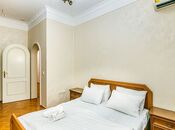 İcarəyə verilir 3 otaqlı köhnə tikili 140 m², Sahil m., photo 2 from 8