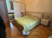 Satılır 4 otaqlı köhnə tikili 105 m², Sahil m., photo 4 from 8