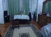 Продаётся 3-комн. вторичка 70 м², photo 1 from 8