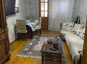 Продаётся 3-комн. вторичка 70 м², м. Нариман Нариманов, photo 1 from 8