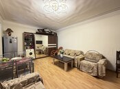 Satılır 2 otaqlı köhnə tikili 45 m², Sahil m., photo 2 from 8