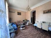 Продаётся 2-комн. вторичка 60 м², м. Низами, photo 2 from 6