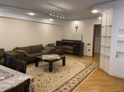 Сдаётся 2-комн. вторичка 90 м², Ясамальский р., photo 2 from 8