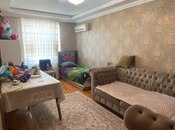 Продаётся 3-комн. вторичка 80 м², м. Ази Асланов, photo 1 from 8
