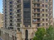 Продаётся 4-комн. новостройка 237 м², м. Низами, photo 1 from 8