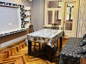 Satılır 3 otaqlı köhnə tikili 75 m², Qara Qarayev m., photo 2 from 8