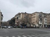 Продаётся 2-комн. вторичка 44 м², м. Элмляр Академиясы, photo 2 from 8