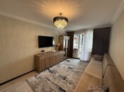 Продаётся 3-комн. вторичка 75 м², м. Нефтчиляр, photo 2 from 8