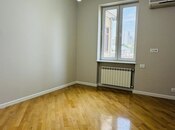 Продаётся 3-комн. вторичка 105 м², м. 28 мая, photo 6 from 8