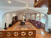 Satılır 15 otaqlı həyət evi/bağ evi 2 000 m², Qaraçuxur q., photo 1 from 8