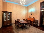 Satılır 4 otaqlı köhnə tikili 180 m², Sahil m., photo 2 from 8