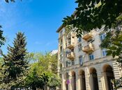 Продаётся 3-комн. вторичка 85 м², м. 28 мая, photo 1 from 8