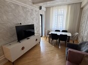 Сдаётся 2-комн. новостройка 90 м², м. Гянджлик, photo 1 from 7
