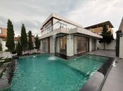 Satılır 5 otaqlı həyət evi/bağ evi 400 m², Şüvəlan q., photo 1 from 8
