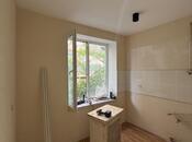 Satılır 1 otaqlı köhnə tikili 30 m², Elmlər Akademiyası m., photo 6 from 8