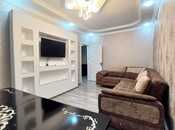 Сдаётся 3-комн. вторичка 80 м², м. Нефтчиляр, photo 1 from 8