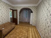 Satılır 4 otaqlı köhnə tikili 100 m², Memar Əcəmi m., photo 2 from 8