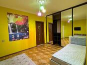 Продаётся 2-комн. вторичка 55 м², м. Гянджлик, photo 1 from 8