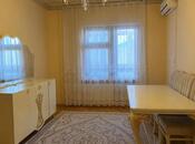 Satılır 5 otaqlı köhnə tikili 125 m², Yeni Günəşli q., photo 2 from 8