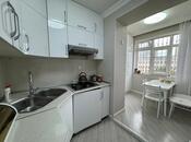 Продаётся 3-комн. вторичка 80 м², м. Низами, photo 6 from 8