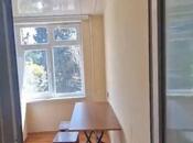 Satılır 3 otaqlı köhnə tikili 65 m², Qara Qarayev m., photo 5 from 7