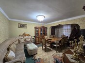 Satılır 4 otaqlı köhnə tikili 110 m², Şah İsmayıl Xətai m., photo 1 from 8