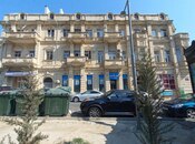 Satılır 3 otaqlı köhnə tikili 82 m², Nizami m., photo 1 from 8