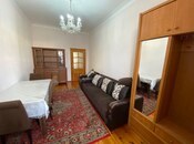 Продаётся 3-комн. вторичка 70 м², м. Кара Караев, photo 2 from 8
