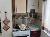 Satılır 2 otaqlı köhnə tikili 60 m², Əhmədli m., photo 1 from 8