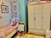 Satılır 4 otaqlı köhnə tikili 110 m², İnşaatçılar m., photo 2 from 8