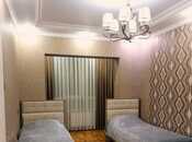 Satılır 4 otaqlı köhnə tikili 110 m², İnşaatçılar m., photo 3 from 8