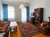 Satılır 3 otaqlı köhnə tikili 90 m², Nizami m., photo 2 from 7