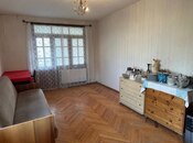 Satılır 2 otaqlı köhnə tikili 60 m², Elmlər Akademiyası m., photo 2 from 8