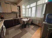 Satılır 3 otaqlı köhnə tikili 90 m², İnşaatçılar m., photo 1 from 8