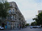 Satılır 6 otaqlı köhnə tikili 240 m², Səbail r., photo 1 from 8