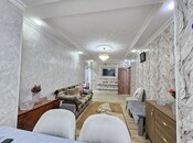 Продаётся 2-комн. вторичка 70 м², photo 2 from 8