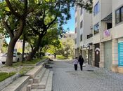 Satılır 3 otaqlı köhnə tikili 60 m², İnşaatçılar m., photo 2 from 8
