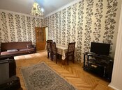 Satılır 2 otaqlı köhnə tikili 65 m², Nərimanov r., photo 1 from 8