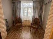 Satılır 3 otaqlı köhnə tikili 75 m², Binə q., photo 1 from 8